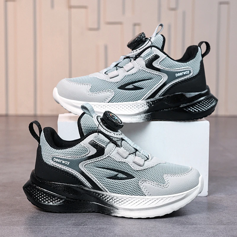 A pair of all-season children's casual sports shoes with a rotating buckle design, stylish and versatile, DEH-999