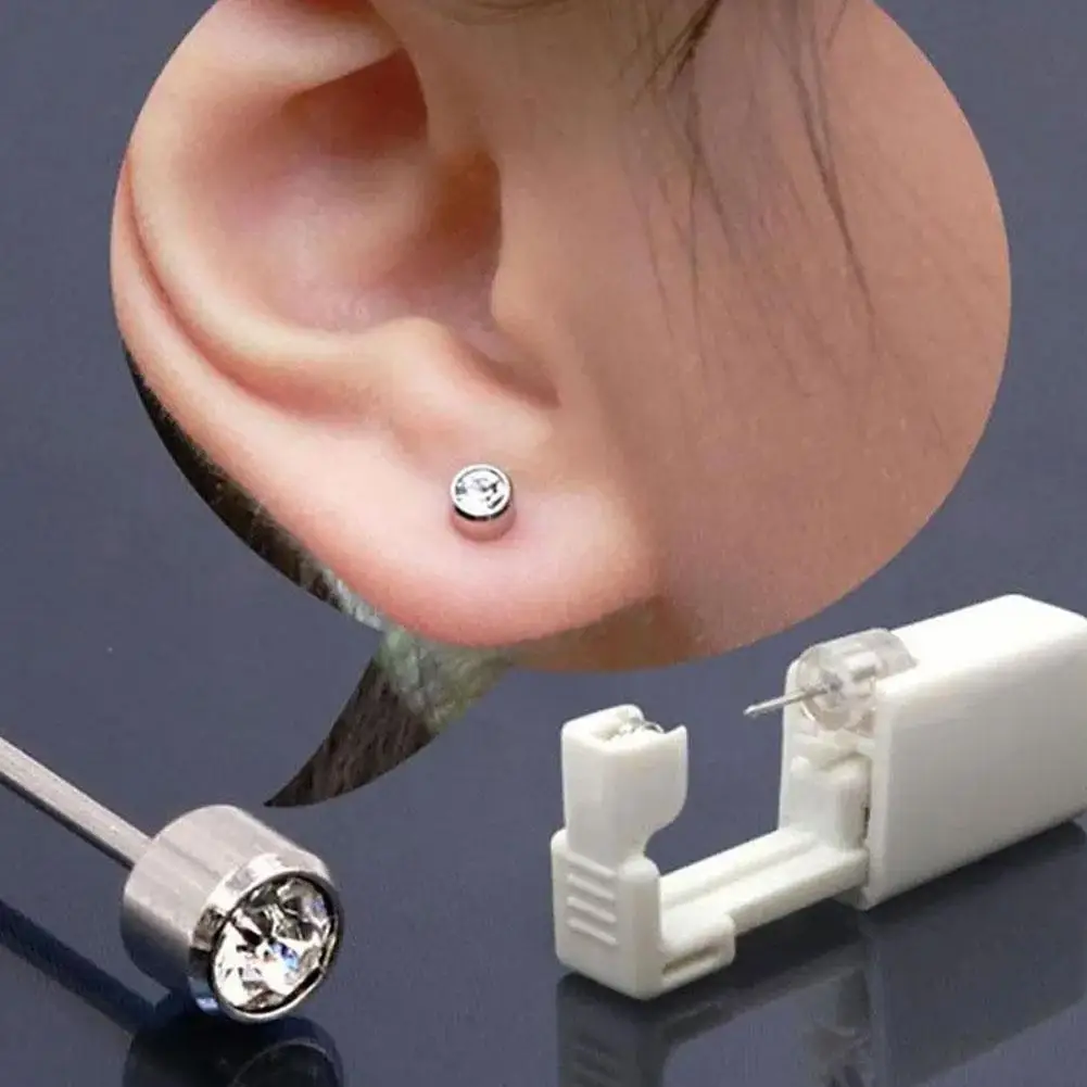 Ear Piercing Tool, Disposable Ear Piercing Gun with Preloaded Ear Stud,Self Ear Piercing Gun Kit with 4mm Zirconia Earrings Stud view 3