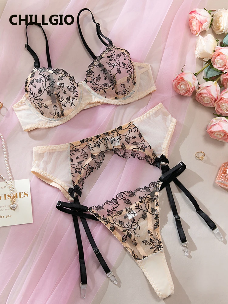 

CHILLGIO женский сексуальный сетчатый бюстгальтер с цветочной вышивкой, короткие костюмы из трех предметов, эротическое белье на косточках, прозрачные комплекты нижнего белья