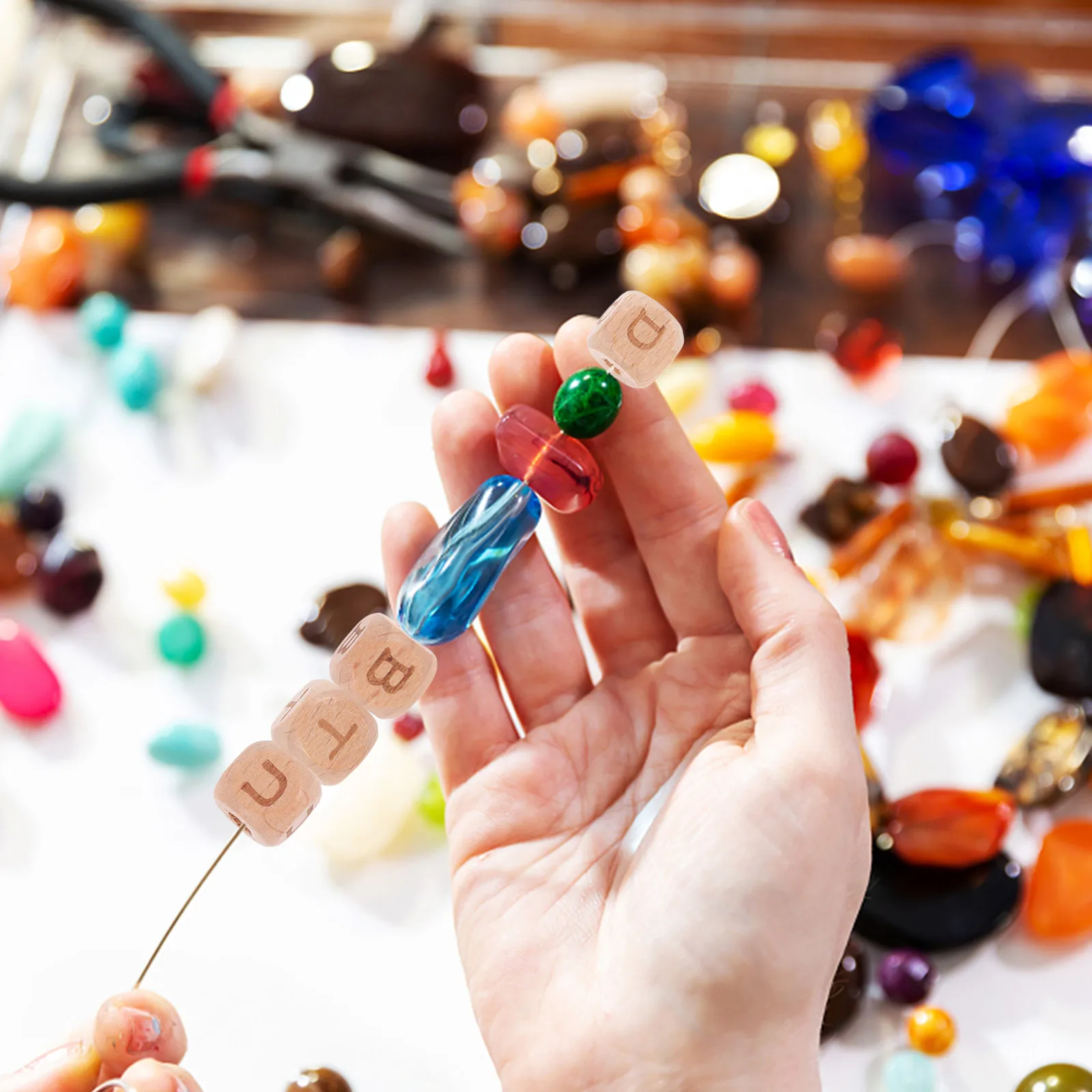 

104 Pcs Alphabet Beads Letter Wood Decorative Child DIY Multi Function Bracelets Spacer Craft Accessories Beads Garland