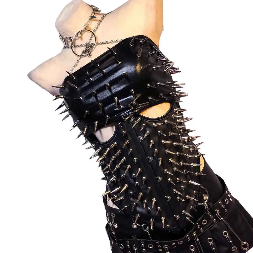 Goth Corset Tops Punk Rock Clothes Boho Rave Festival Outfit Y2K T-shirt Spiked Gothic Tank Emo Clothing with Spikes Grunge ALT