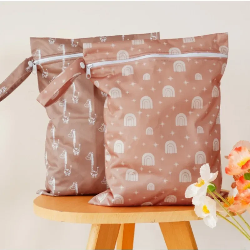 

2 шт./компл., переработанный влажный мешок PUL для детских подгузников, многоразовый водонепроницаемый мешок для подгузников 26 см x 36 см