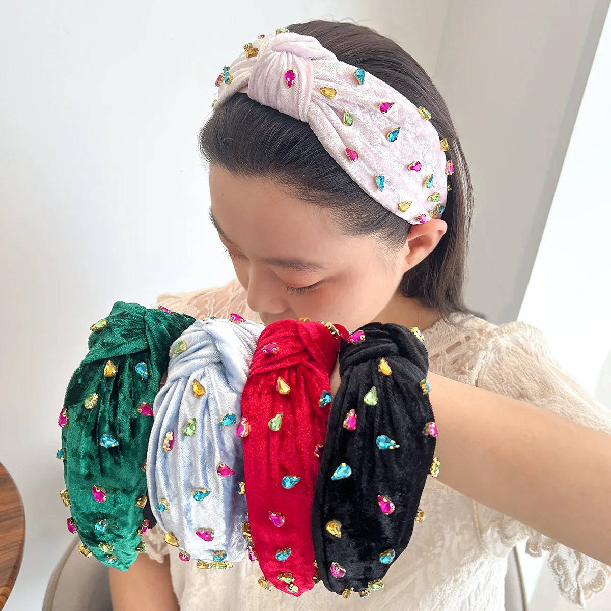 

Anchor Red Velvet Headband for Women Autumn and Winter High-End Christmas Hair Accessory
