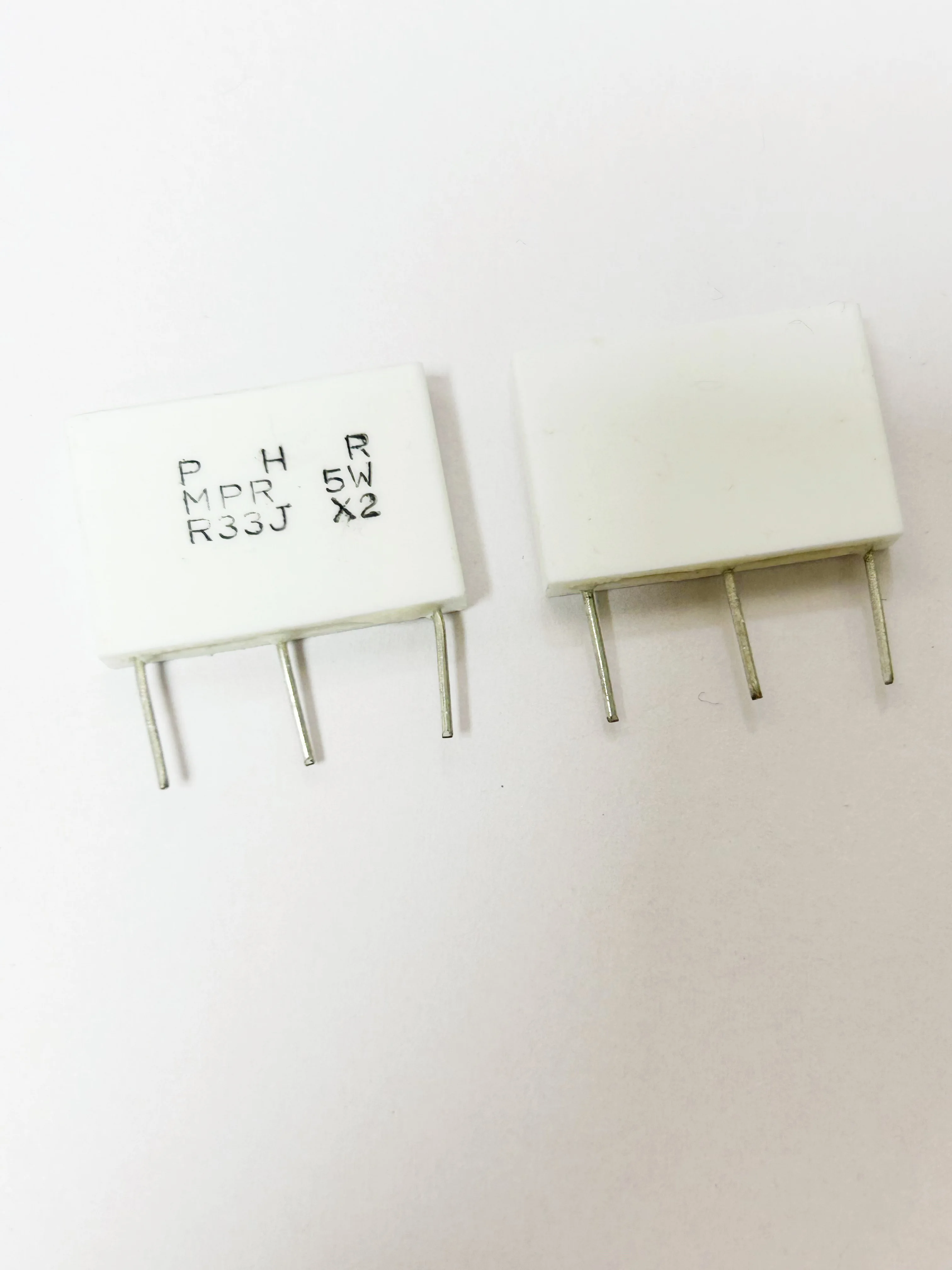2Pcs P H R  MPR 5W 0.18R 0.22R 0.33R 0.47R Twin Non-inductive Tripod Cement Resistor image 5