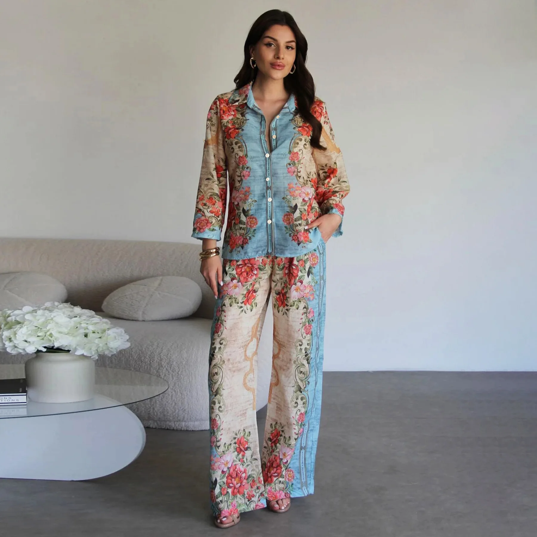 

Женская элегантная винтажная рубашка с цветочным принтом на весну и лето, широкие брюки, костюмы