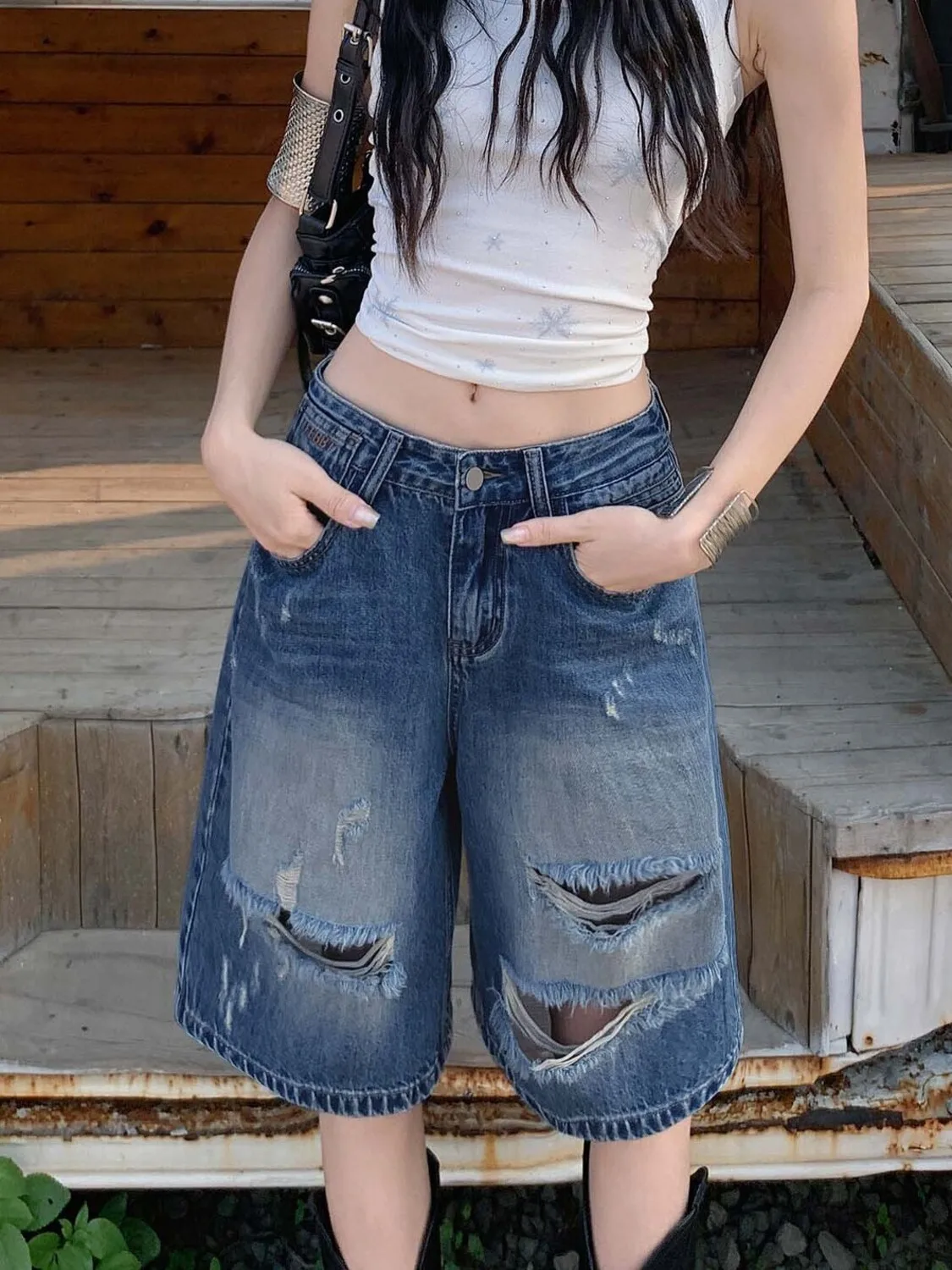 Women High Waist Wide Leg Ripped Denim Bermuda Shorts Vintage Washed Distressed Culottes Capri Jean Shorts Y2K Streetwear Summer view 2