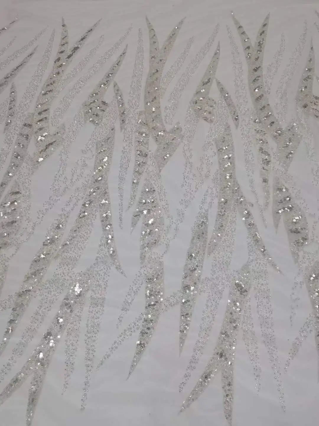 White Design Beaded embroidery French mesh lace fabric With stone African Nigerian lace For Wedding evening dress