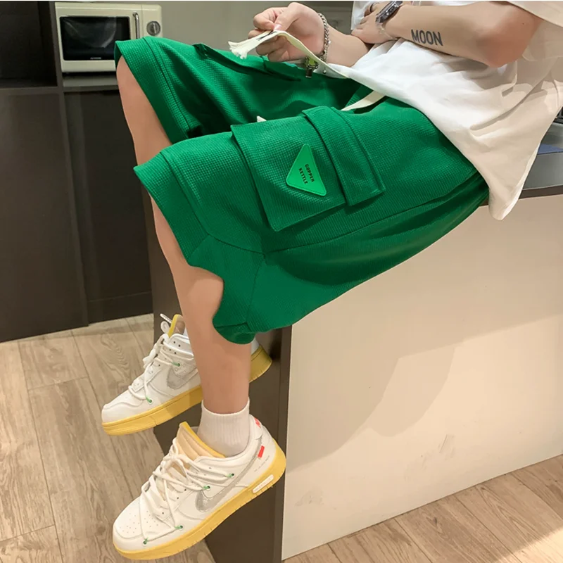 2023 Spring Men's Shorts Korean Fashion Green Shorts Harajuku High Street Men's Clothing Casual Shorts At Home Streetwear Pants