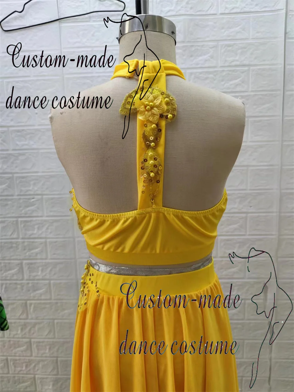 الفتيات، المراهقين، الحفلات الموسيقية للأطفال، العروض التنكرية، أزياء المسرح، أزياء رقص الجاز، أزياء الرقص الحديثة، باليه