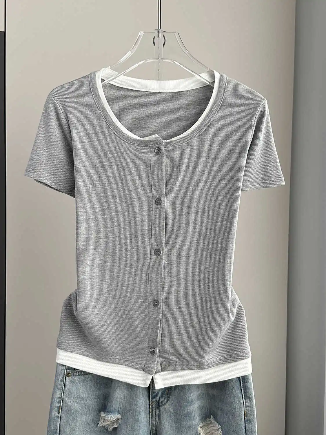 Chic ปลอม 2 ชิ้นเสื้อยืดผู้หญิงฤดูร้อนใหม่ O-คอเดี่ยวบางแขนสั้น Cardigans แฟชั่นหญิง Tee Tops