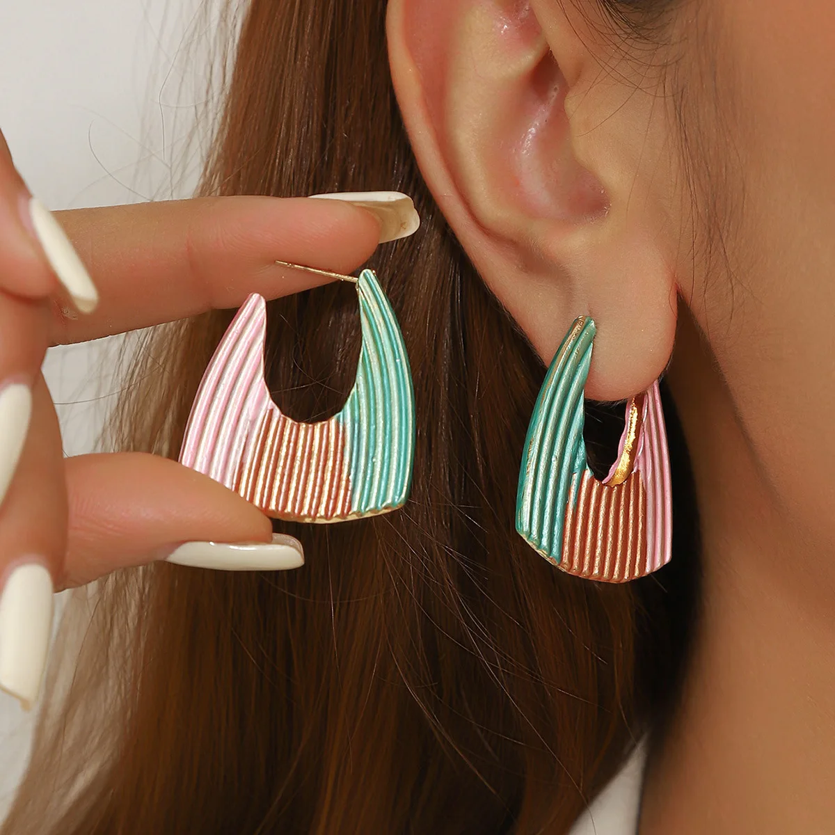 foreign style generous face small age-reducing high-end stud earrings