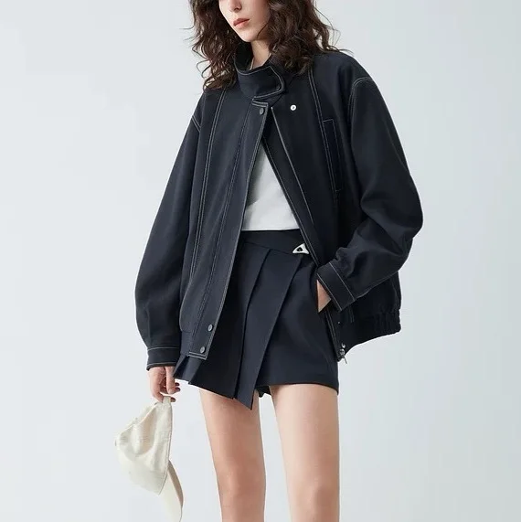 

Французская элегантная женская куртка премиум-класса на осень 2025 года: контрастные цвета, свободный крой, воротник-стойка, для повседневной носки