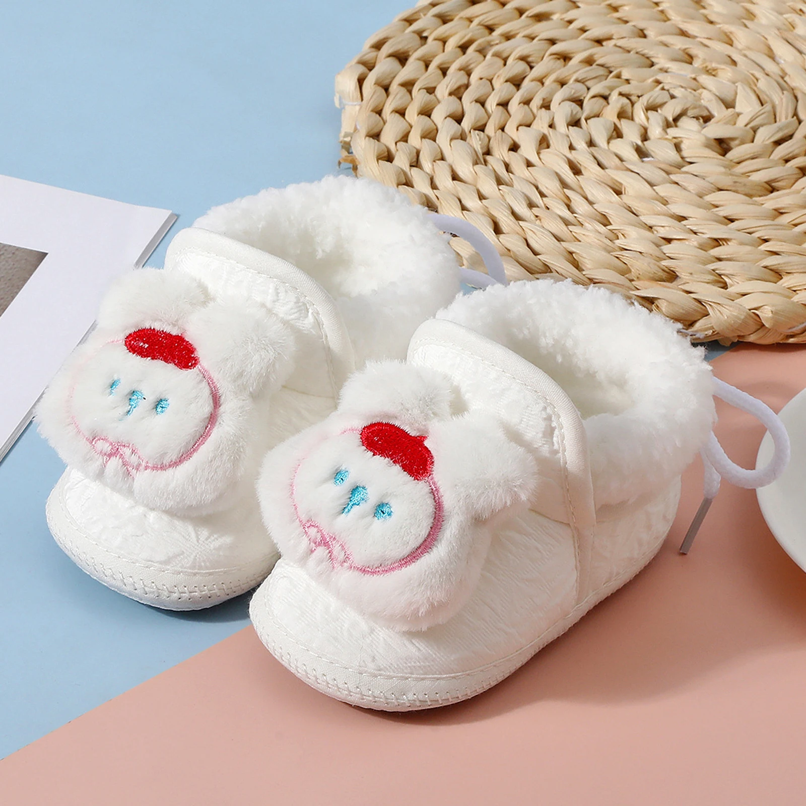 

Blotona/детская зимняя обувь с плюшевой подкладкой, нескользящая обувь для кроватки на мягкой подошве с мультяшными животными, милые детские тапочки