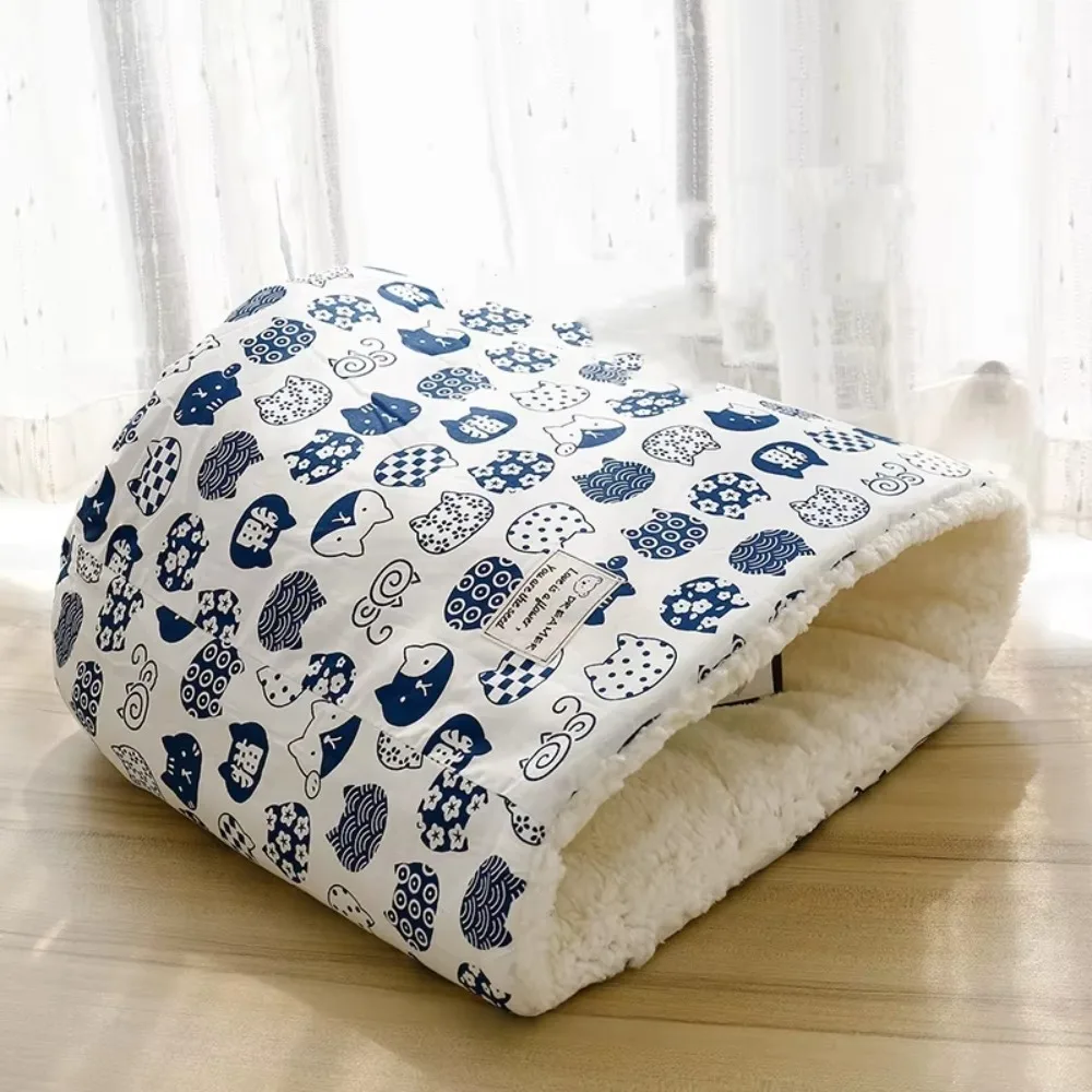 

New Warm Gift Cat Sleeping Bag Soft Comfortable for Cats Cat Bed Pet Supplies Lovely Cat Nest Tunnel Cat Nest
