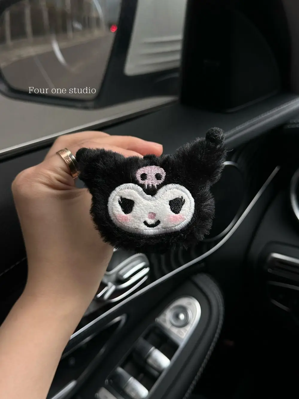 Cute Sanrio Plush Car Seat Headrest Hook Anime Kuromi Back Seat Organizer Storage Holder Soft Stuffed Plushie Car Accessories