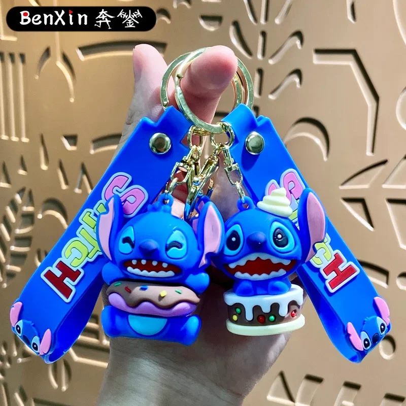 2025年ミスティン高級ミニギフトデザートキーホルダー、バッグ、ペンダント、漫画風カーキーホルダー、ペンダント、クレーンゲーム景品、屋台商品