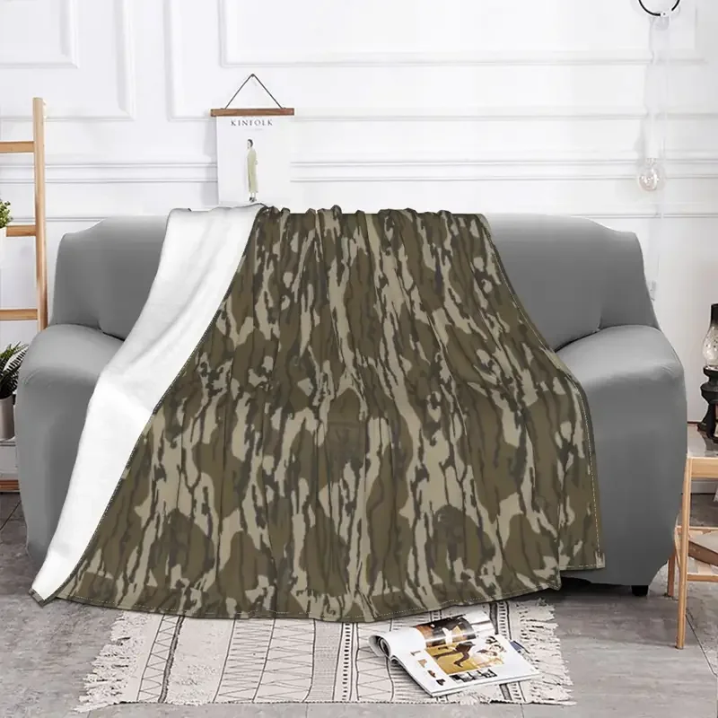 Everything Bottomlands Camo Camouflage Blankets Fleece Winter Portable Super Warm Throw Blankets for Bed Office Bedspreads