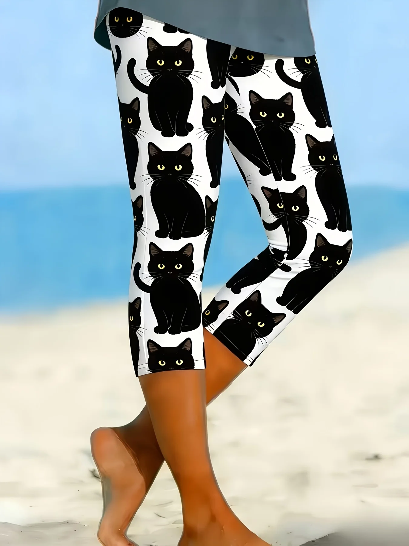 Women Mid‑Rise Fleece Lined Capri Leggings Black Cat Print Soft Stretch Slim Warm Ladies Casual Cropped Pants
