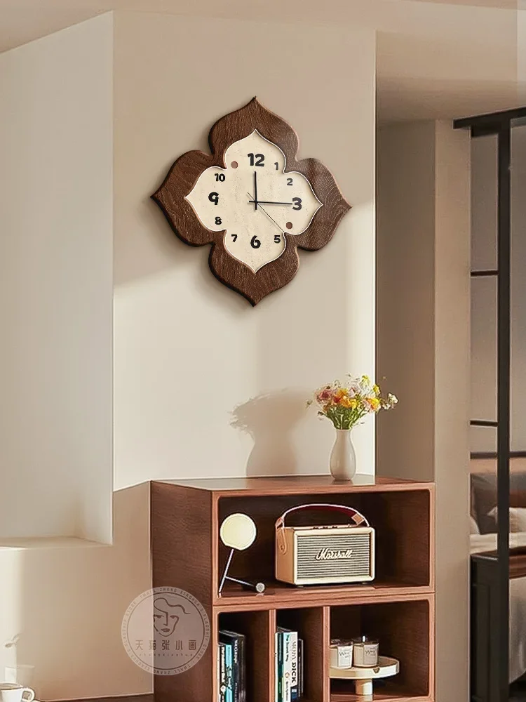 Living room clock wall mounted home high-end wall clock, antique style clock, silent and non perforated wall clock