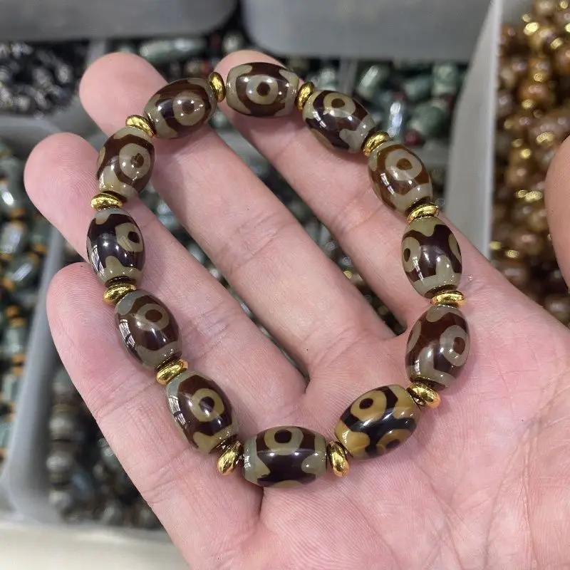 

Новый глянцевый браслет из агата с бусинами Дзи «Три глаза», браслет из бусин Будды, нишевый простой этнический браслет для мужчин и женщин