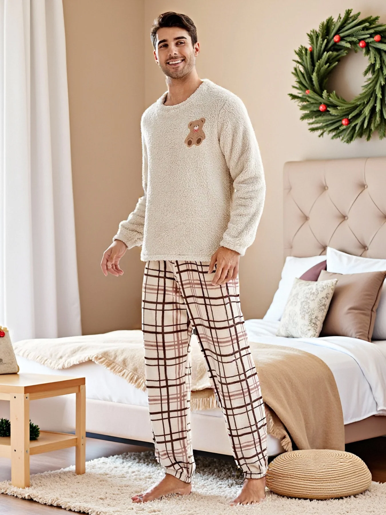 

Men's Beige Bear Embroidery Flannel Plaid Pajama Set Winter Couple Fleece Loungewear 2 Piece Outfit