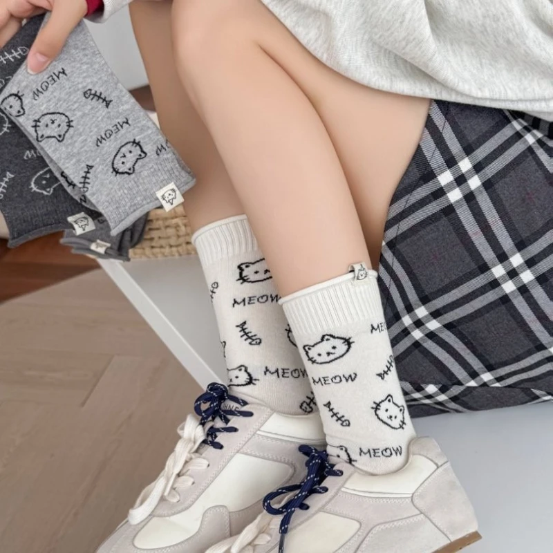 2 أزواج من الجوارب العصرية الكرتونية اللطيفة للقطط في الخريف، جوارب متوسطة الطول متعددة الاستخدامات، جوارب نسائية بسيطة متوسطة الحجم للخريف