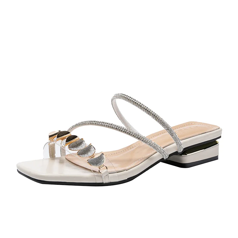 Summer New Women's Slippers Outdoor Sandals Casual Flat Shoes Stylish Metal Design Korean Style Office Wear Large Size 43