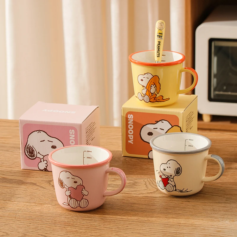 Taza de cerámica de Snoopy de dibujos animados de 340ml, taza de desayuno, café, leche, zumo de fruta, taza de oficina para niños y niñas, regalos de cumpleaños resistentes al calor