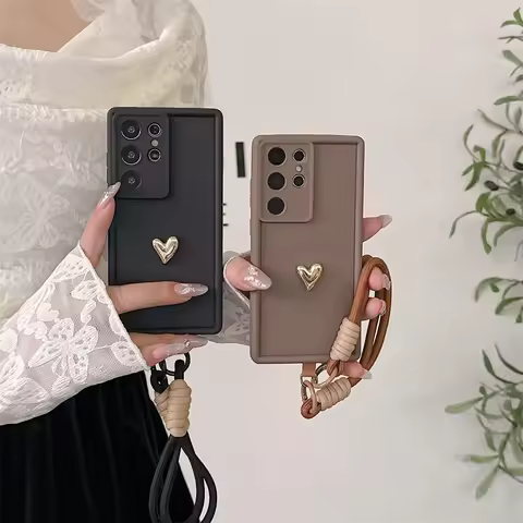 Phone Case For Samsung Galaxy S25 Ultra S23 S22 Plus S24 S21 FE A56 A55 A36 A35 A26 A16 A15 5G 3D Gold Heart Love Wrist Strap