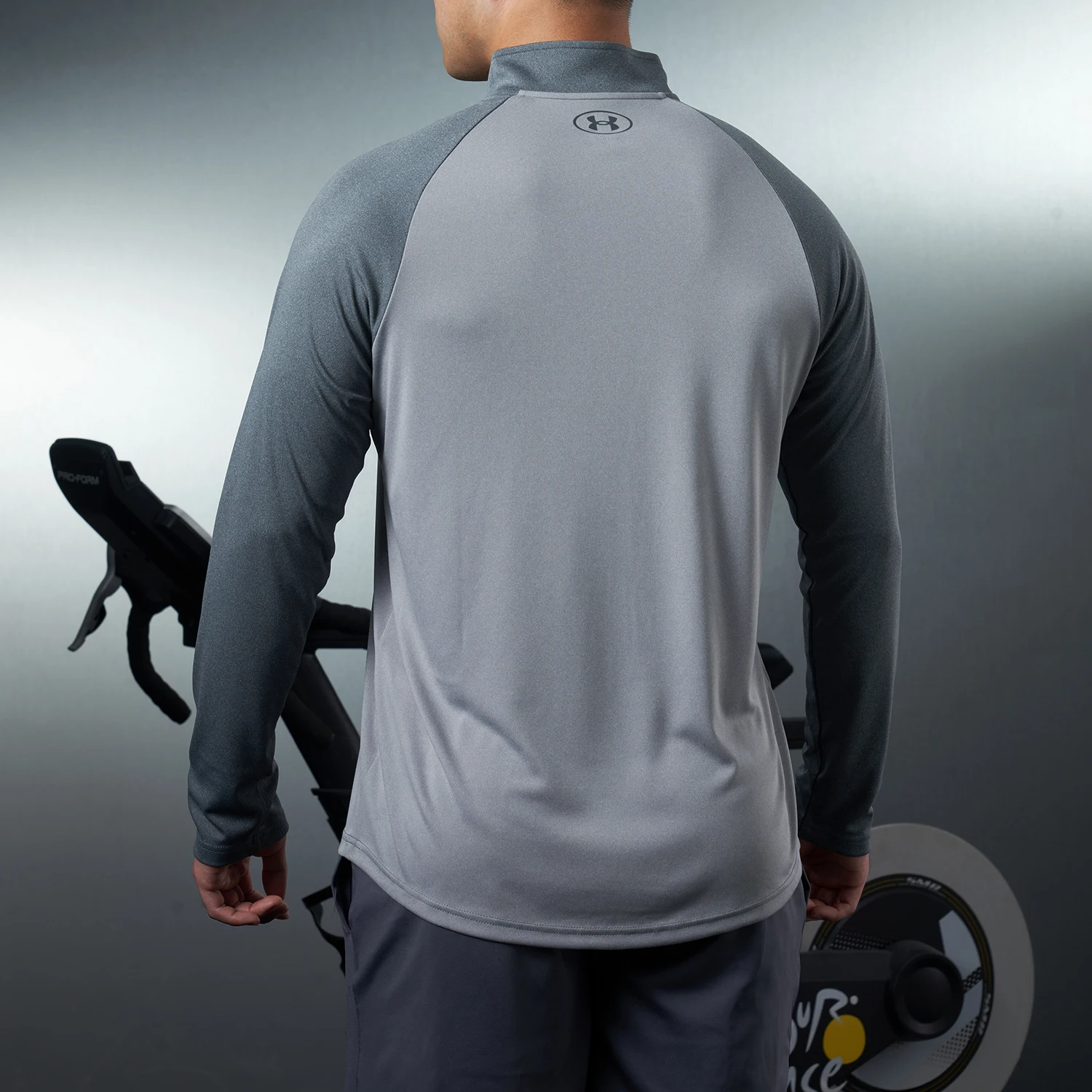 ملابس رياضية رجالية من Under Armour للتدريب على اللياقة البدنية والجري وتجفيف سريع وقابل للتنفس وياقة واقفة وأكمام طويلة 1375435-036 #5