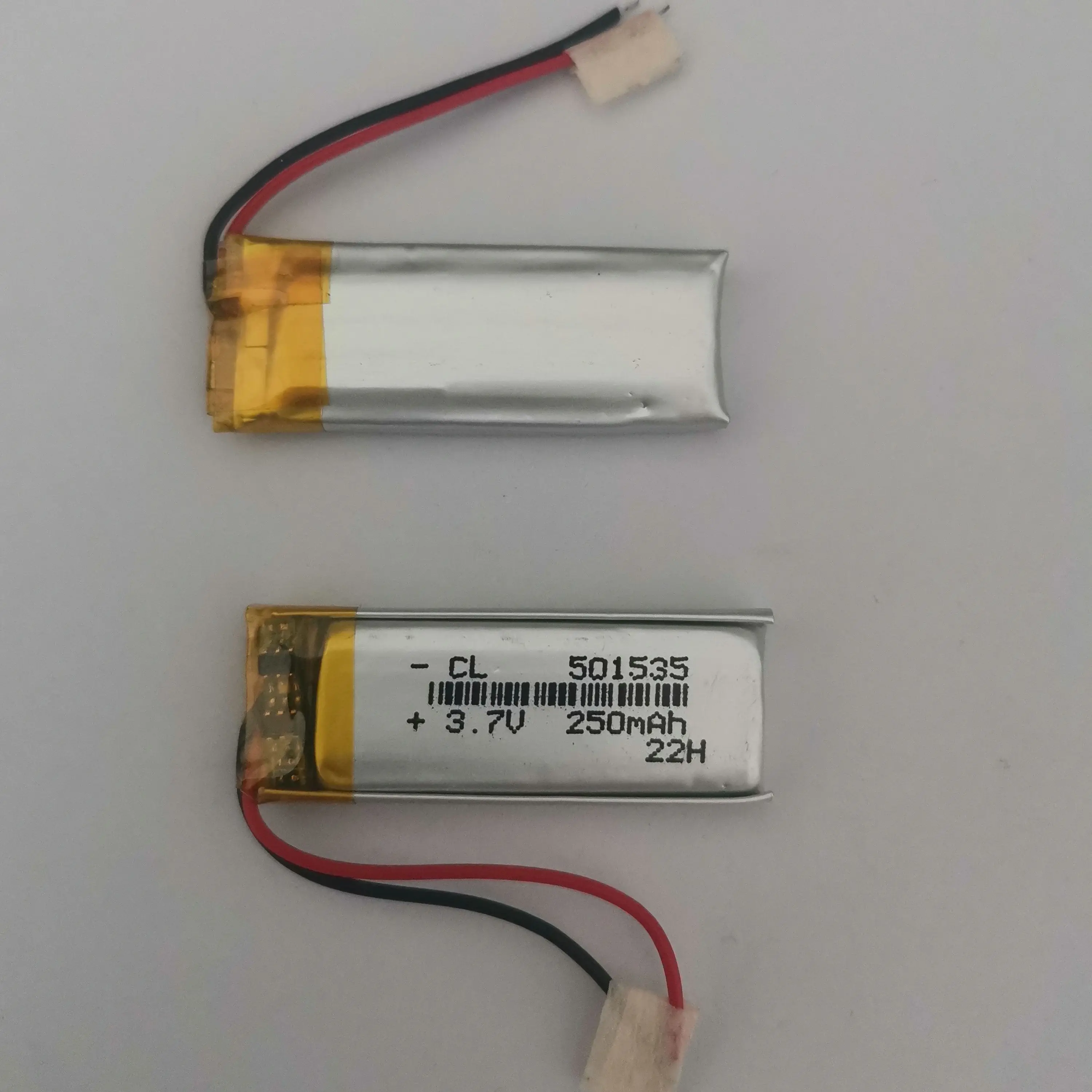 3.7V 2 wires 501535 051535 lithium battery with protection board , used for bluetooth MP4 1pcs/lot