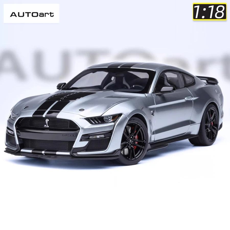 AUTOART New 1/18 scale Ford Mustang Shelby GT500 WHITE SILVER