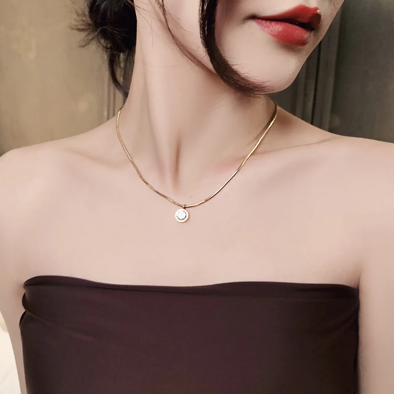 2023 New Simple Design Shiny Zircon Pendant Stainless Steel Gold Colour Necklace Girls' Collar Chain Fashion Jewelry For Women