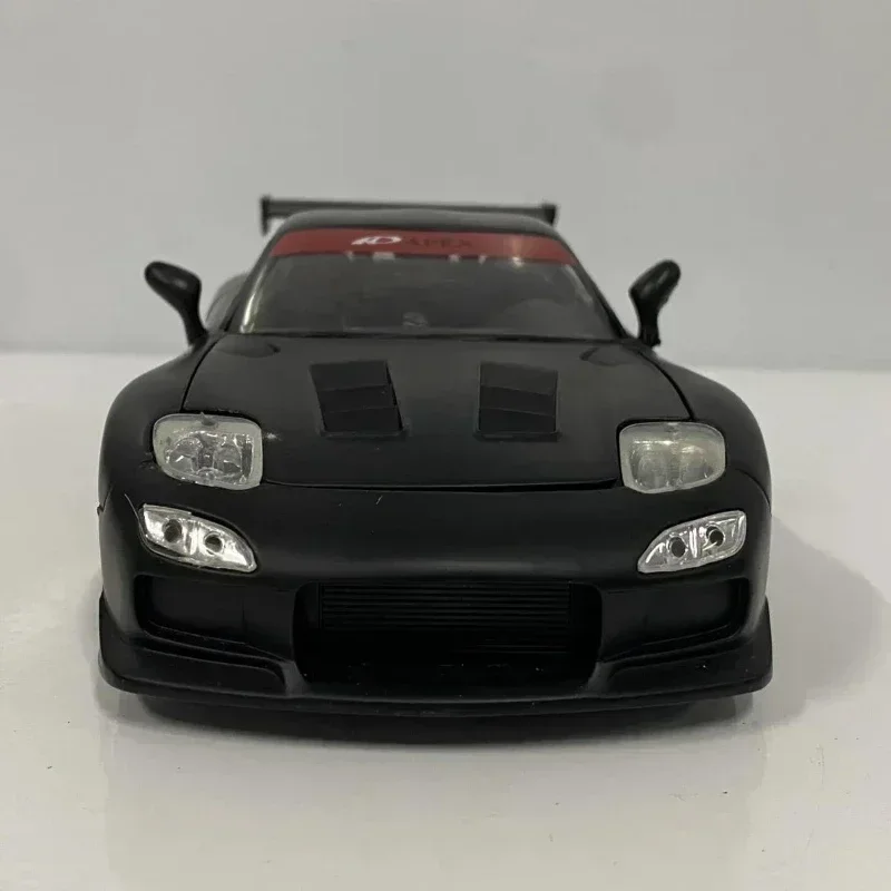 Jada 1:24 Mazda RX-7 Высокая имитация литья под давлением автомобиля из металлического сплава, модель автомобиля, коллекция детских игрушек, подарки