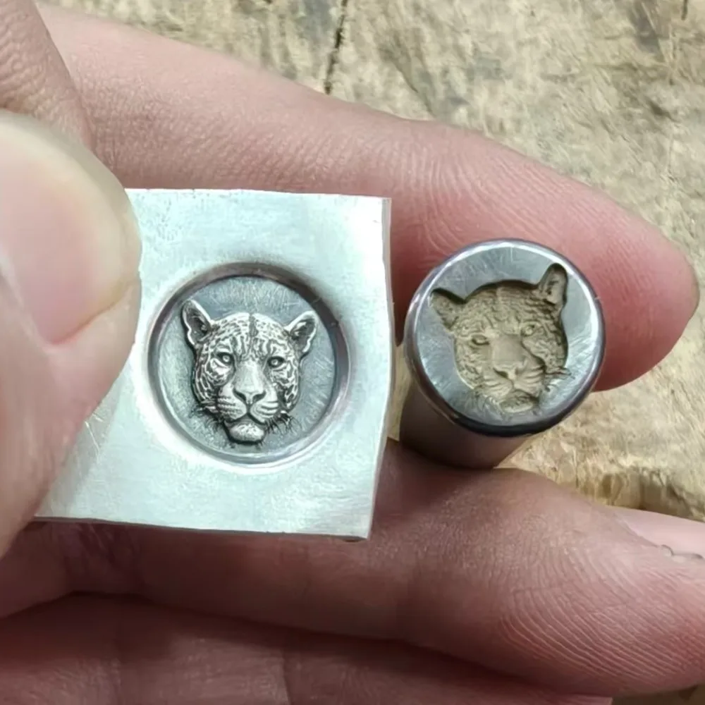 3D Leopard Head Metal Stamps Steel Punching Tool Silver Gold Jewelry DIY Punch Embossing Die Logo Pressing Silversmith Marking