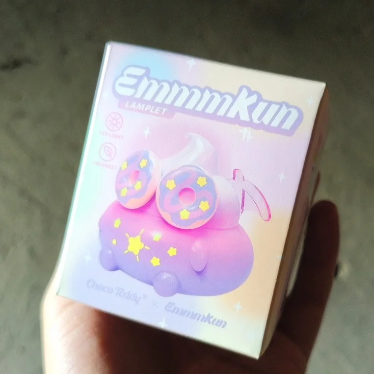 

Choco Teddy Emmmkun Blind Box Blingbling Lamplit Led Light Cute Trendy Poop Figurine Creative Desktop Decoration For Collection