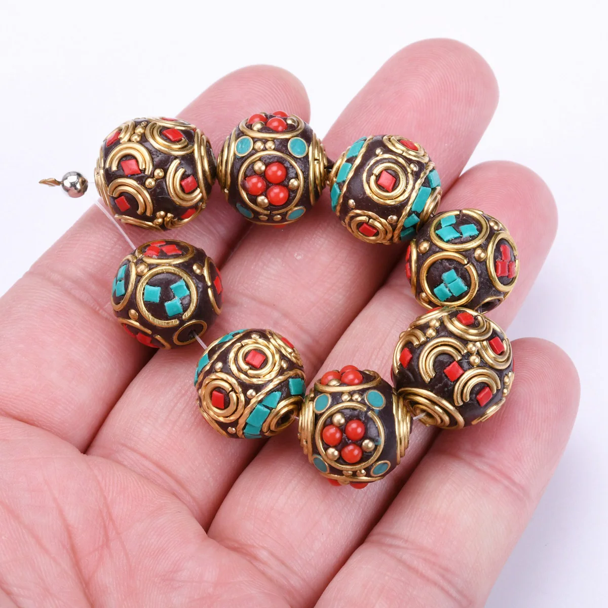 1 Buah Kerajinan Manik-manik Longgar Logam Kuningan Tibet 15Mm-16Mm Bundar Kerajinan Tangan Buddha Nepal untuk Pembuatan Perhiasan Kalung DIY