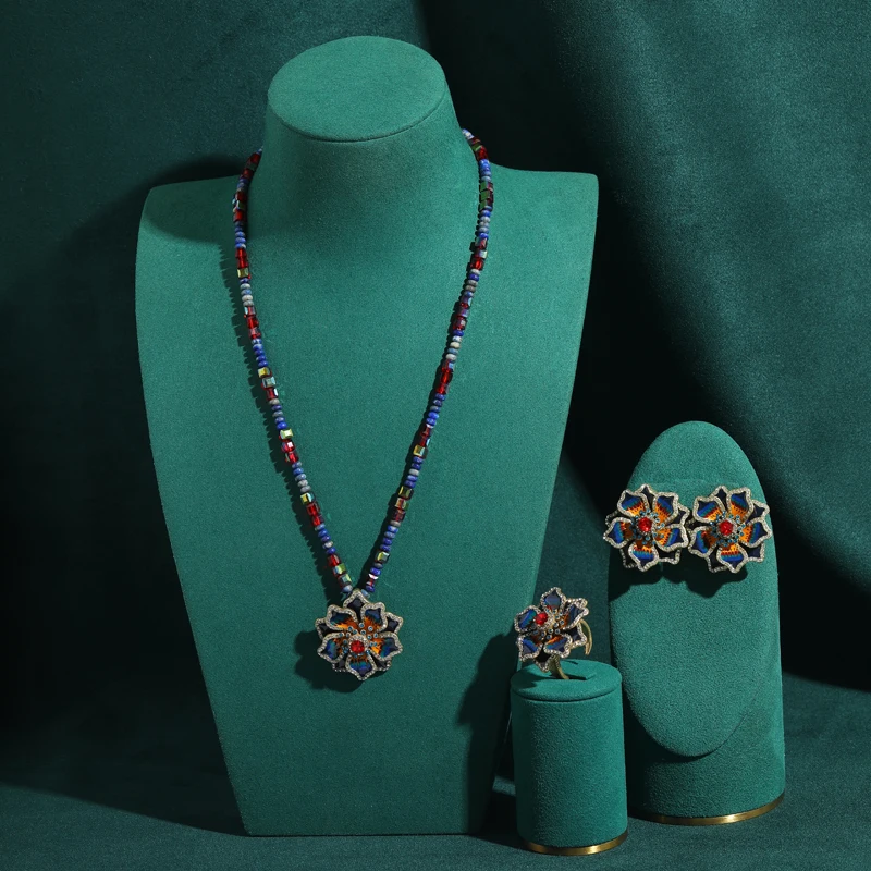

Vintage Flower Jewelry Set For Woman Designer Gold Color Beaded Necklace Rhinestone Antique Earring Party Ring Wedding 2026 New