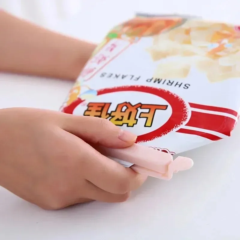 Bag Clips Food Snack Sealing Clip12/15.5cm Portable Kitchen Storage Accessories Tool Elastic Buckle Package Bag Clamp
