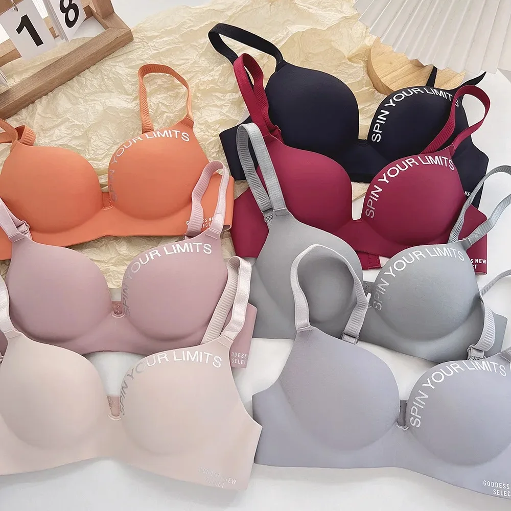 Women\'s One Piece Fashion Letter Bra Traceless No Steel Ring Gather Bra Comfortable Simple Breathable Beautiful Back Bra