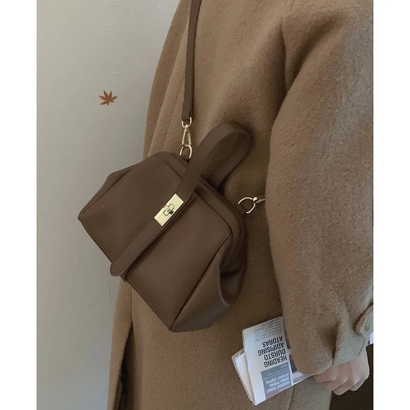 

Color Blo Faionable Ретро Докторская Сумка Женская Сумка Новая Тенденция 2023 Универсальная Сумка Через Плечо Ins Мягкая Искусственная Кожа Маленький Размер