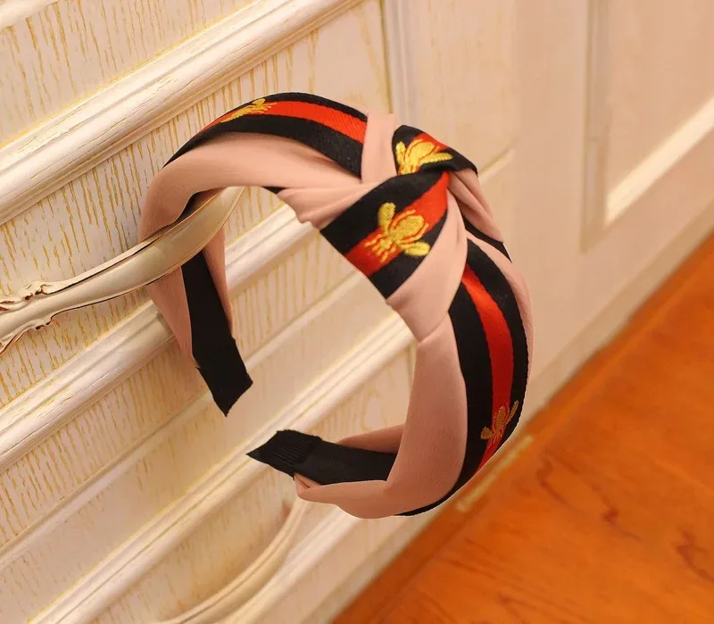 2025 موضة جديدة هيرباند عقال للنساء موضة عمامة مخطط رباط شعر نمط النحل طباعة إكسسوارات الشعر #5