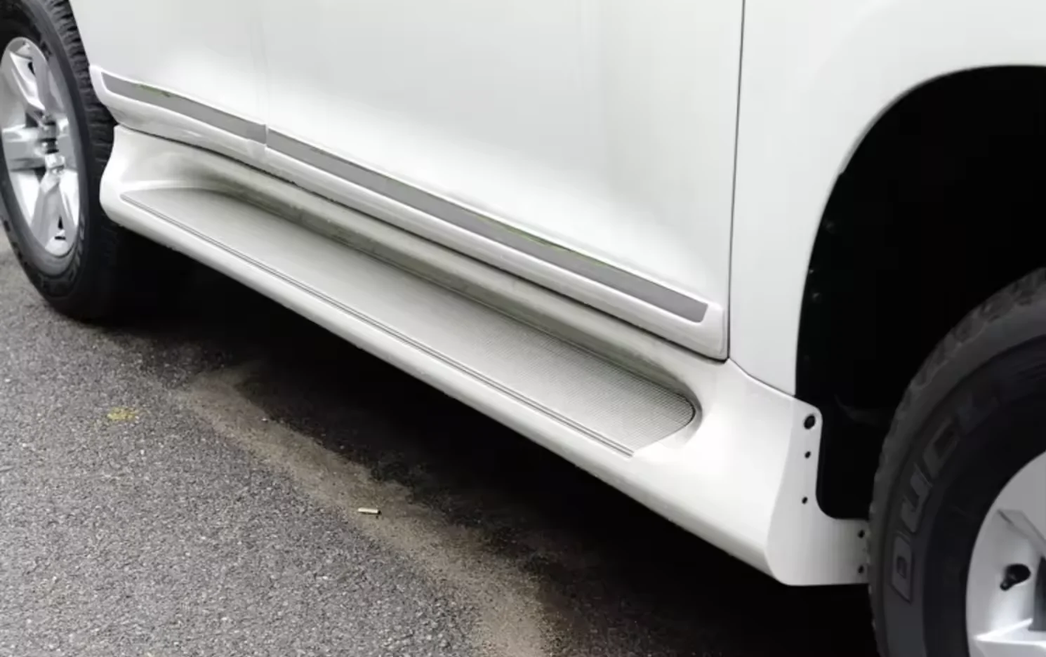 لوحة تشغيل بدواسة سوداء من سبائك الألومنيوم وخطوة جانبية لسيارة Land Cruiser Prado FJ150 2010-2021 مجموعة كاملة فاخرة #5