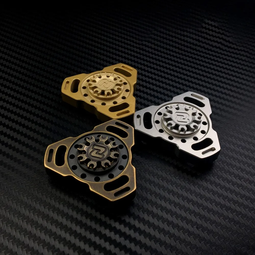 MCZHI EDC ゴーストクローチタン中空 R188 ベアリングキャップジャイロフィジェットスピナーロックフィジェットおもちゃ大人用おもちゃアクセサリー