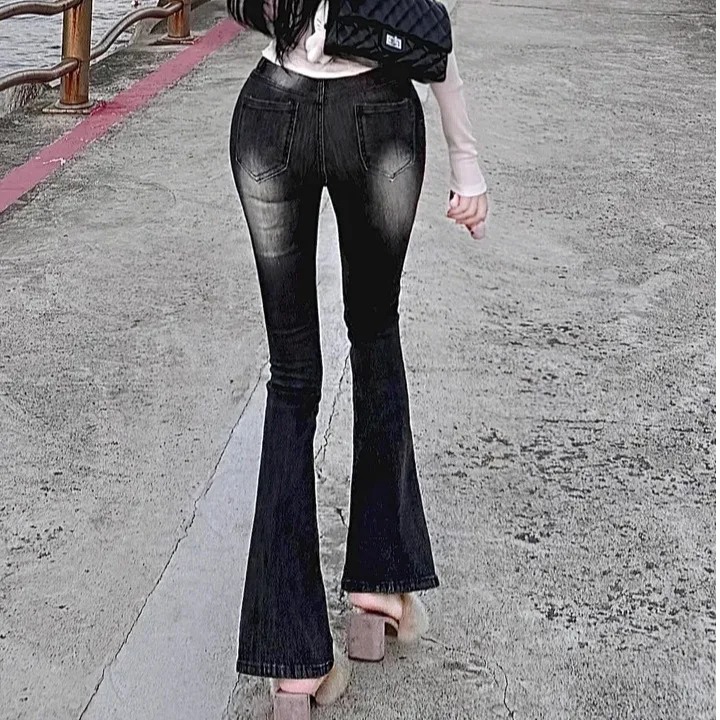 Sexy Wide Hip Denim Jeans High Waist Cotton Stretch Fabric Washed Black Micro Flared Super Slimming Easy to Wear Korean Style