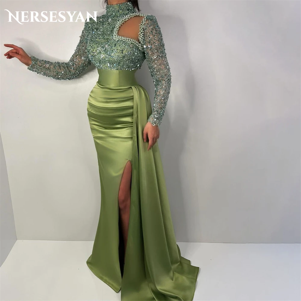 

Nersesyan Green Glitter Meramid Evening Dresses High Neck Sparkly Sequins Pleats Prom Dress Pearls Pageant Celebrity Party Gowns