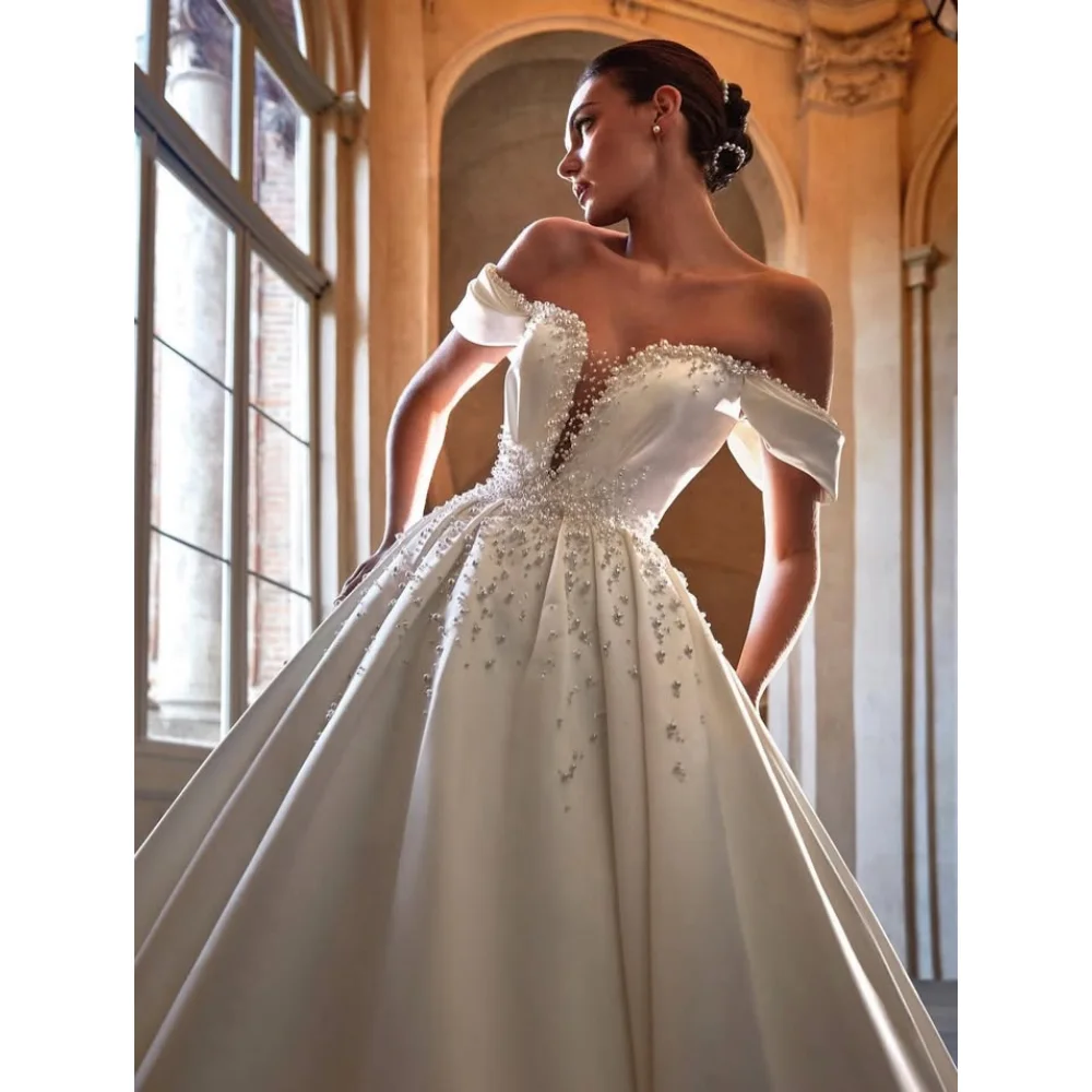 Customized Satin Pearls Sweetheart Neck Hollowed-out A-Line Weeding Dresses Sleeveless Backless Sweep Length Bridal Gown