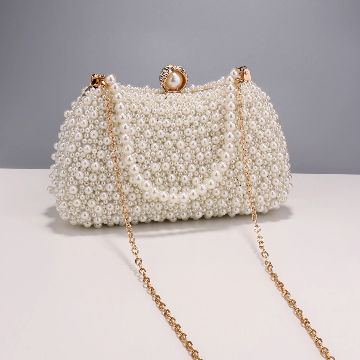 Pearl Women Evening Bags Hollow Out Vintage Beading Clutch With Handle Chain Handbags Diamonds Holder