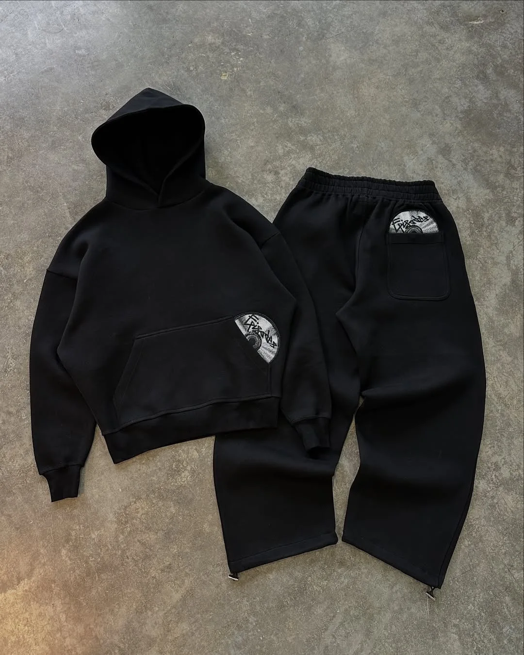 Personalized Hoodie and Sweatpants Set, Long-Sleeved Pullover Hooded Shirt, Retro Coat, Street Style Couple, Multiple Styles view 2