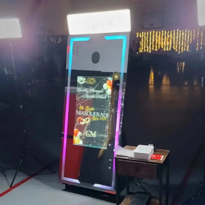 

Portable Wedding Photo Booth for 32/43"-Complete Set Instant Print Flight Case Props 15-Person Capacity Factory-Direct